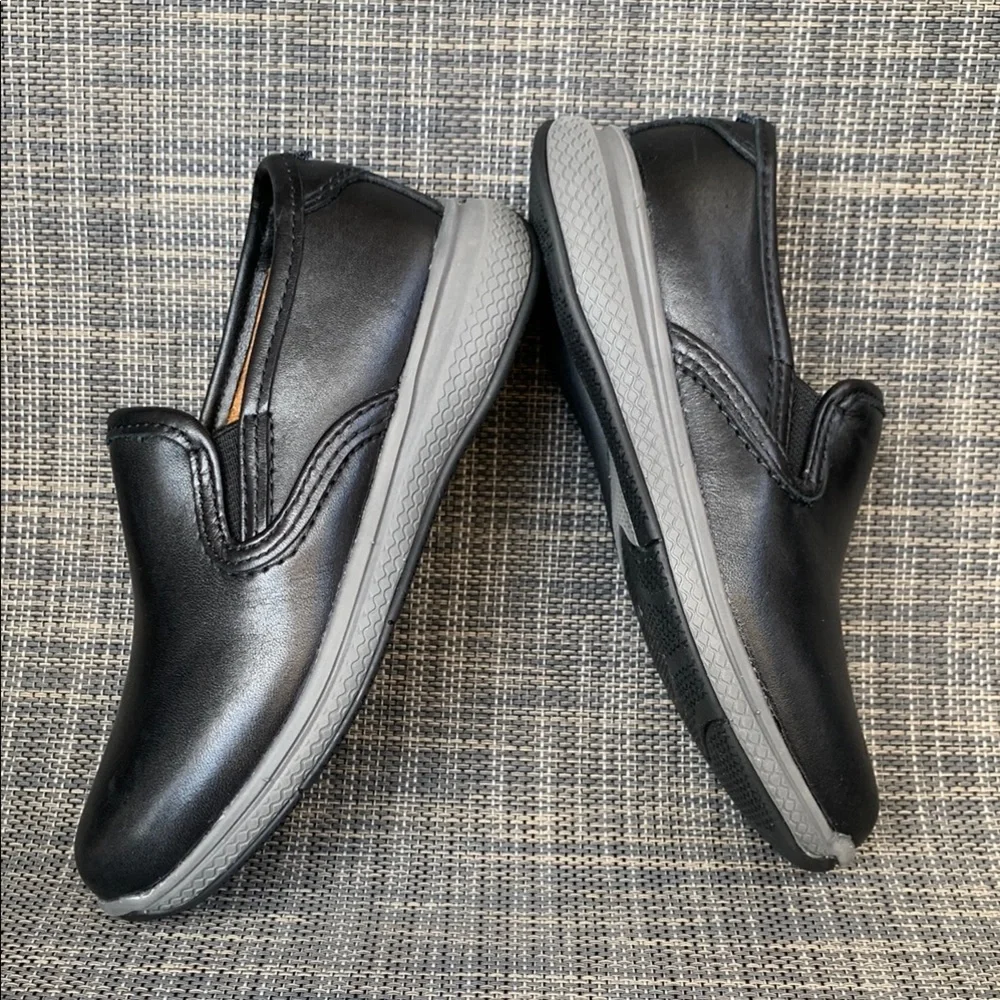 Florsheim Boys Great Lakes Jr. Plain Black Leather Slip-On Dress Shoes Size 10